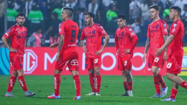 Rodrigo Contreras fue duramente criticado por su desempeño.