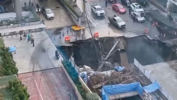 Socavón en Tailandia