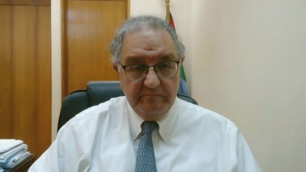 Senador Huenchumilla ausencia de glosa republicana en Presupuesto 2026