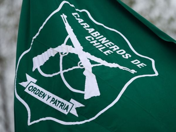 Los trabajos que ofrece Carabineros con sueldo sobre $5 millones