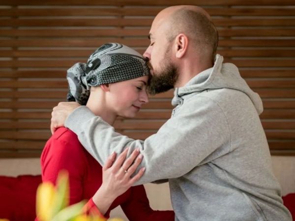 Las frases que no deberías decirle a un paciente con cáncer