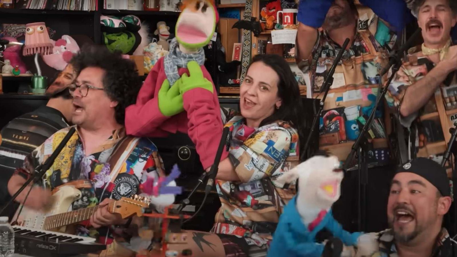 31 Minutos en Tiny Desk Concert