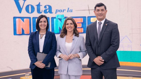 Parisi en Vota por la Niñez