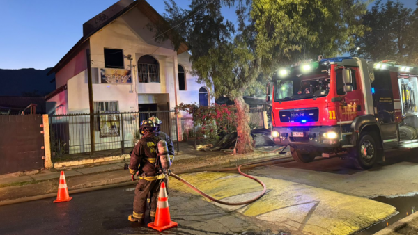 Adulta mayor de 91 años muere tras incendio en su casa de Peñalolén