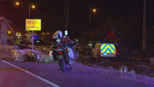 Camión volcado en Ruta 5 Norte.