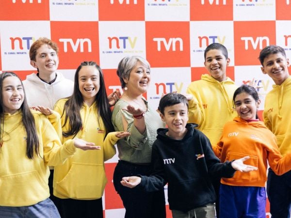 Jeannette Jara en punto de prensa qué sucede - vota por la niñez