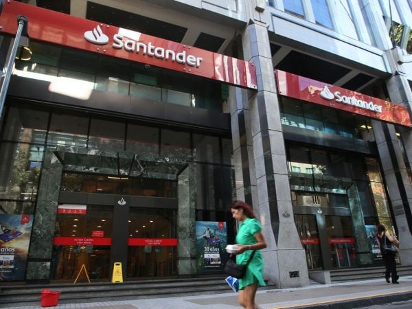 Aprueban propuesta de feriado bancario