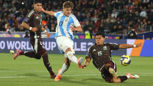 Argentina venció a México y sacó pasajes a las semifinales del Mundial