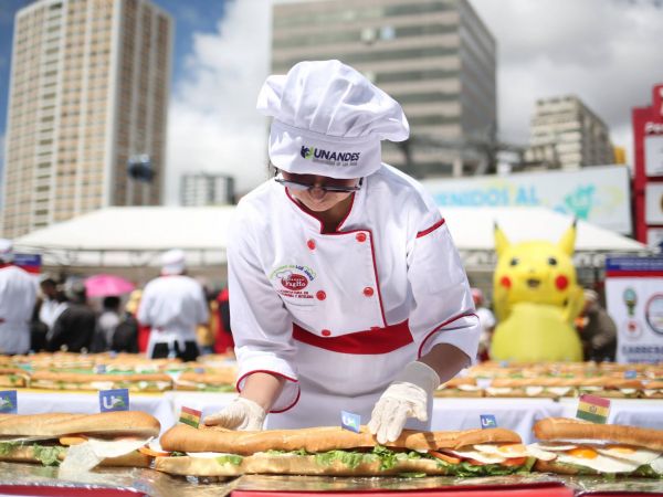Sándwich de 100 metros en Bolivia