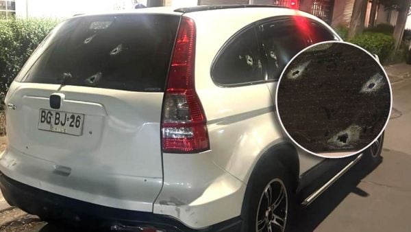 Chofer ebrio fue detenido en Santiago: auto tenía más de 15 balazos