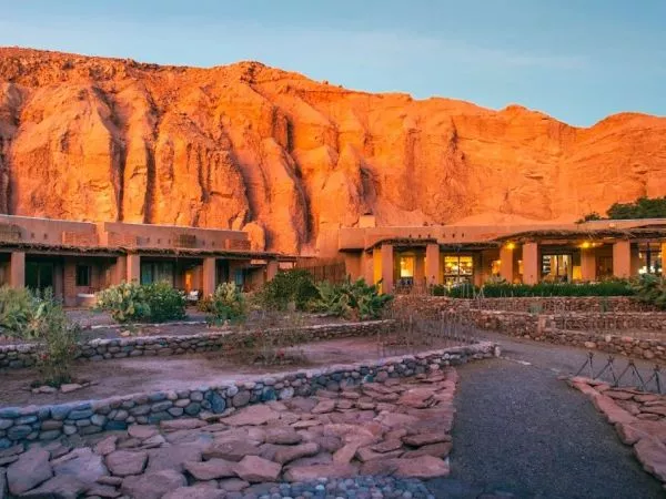 Los 17 hoteles chilenos que obtuvieron la prestigiosa Llave Michelin 2025