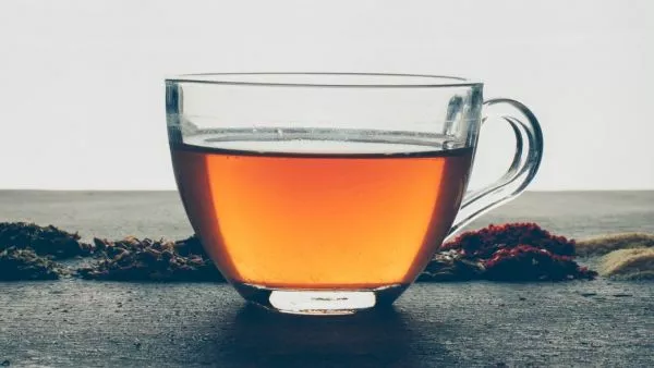 Lo que NO debes echarle al té