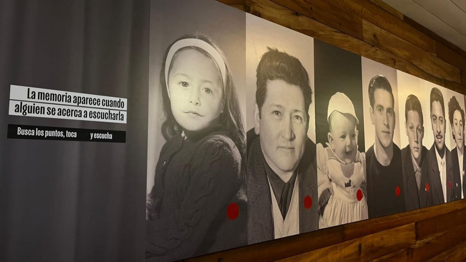 "Los Retratos del Estudio Real": inauguran la mayor exposición fotográfica de Chile