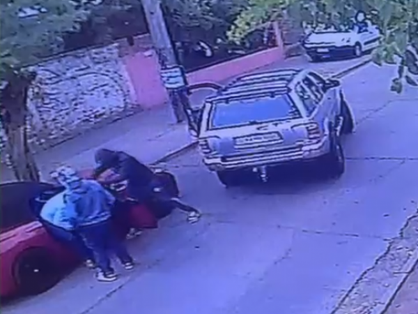 VIDEO: así fue la violenta encerrona y baleo a padre con su hijo en Recoleta