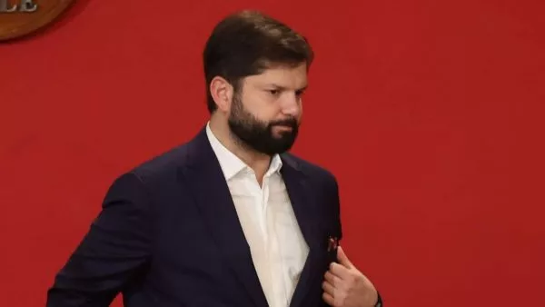 Presidente Boric visita a familia de niño de Recoleta