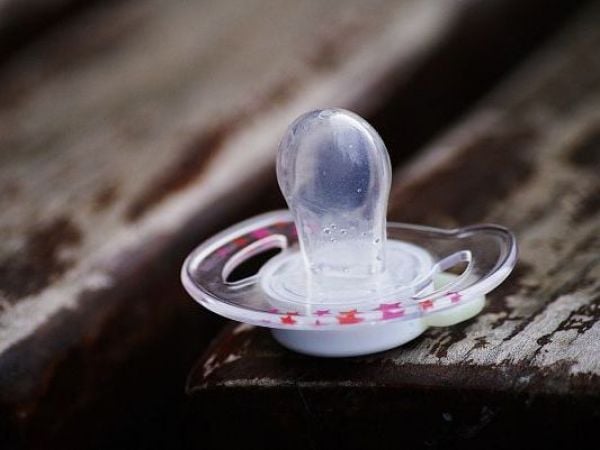 Detectan sustancias tóxicas en chupetes
