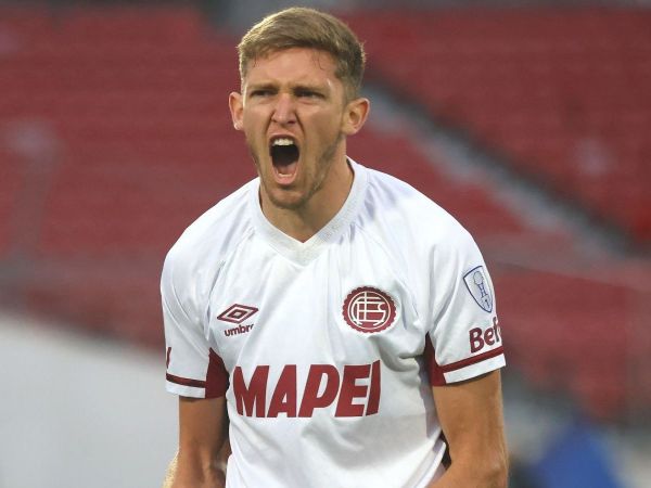 Rodrigo Castillo, autor de un doblete frente a la Universidad de Chile por Copa Sudamericana