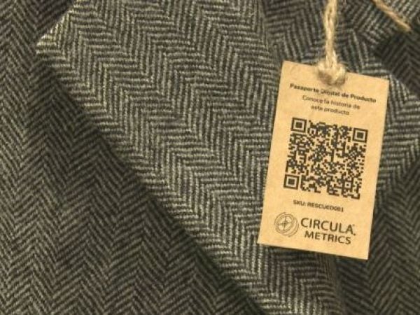 Ropa con pasaporte digital