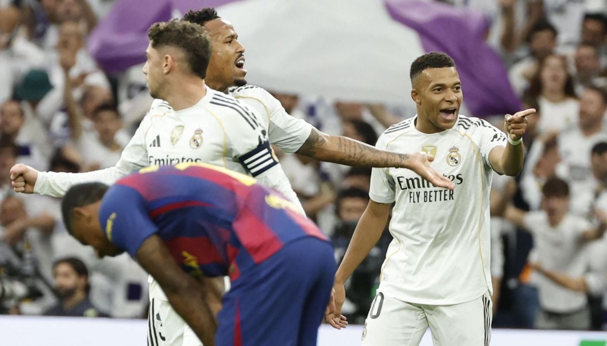 RT @24HDeportesTVN: Un brillante Kylian Mbappé se quedó con su primer clásico y puso fin al dominio del Barcelona
