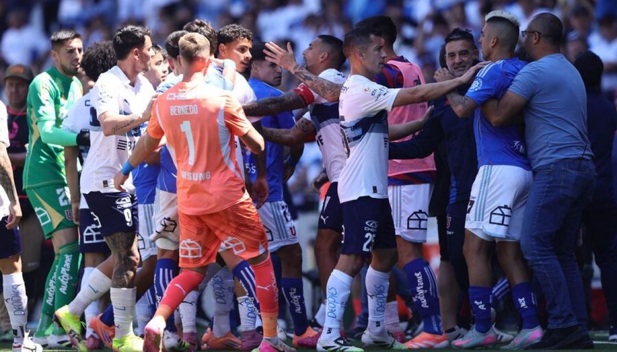 RT @24HDeportesTVN: ¡Final caliente! La imagen que marcó el clásico universitario