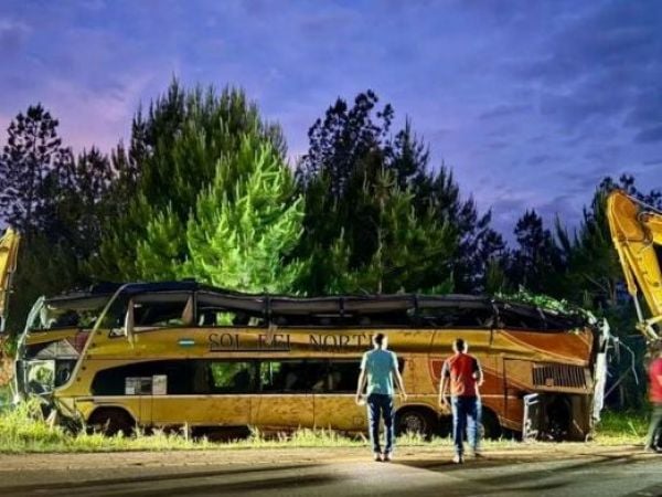 ACCIDENTE DE BUS EN ARGENTINA