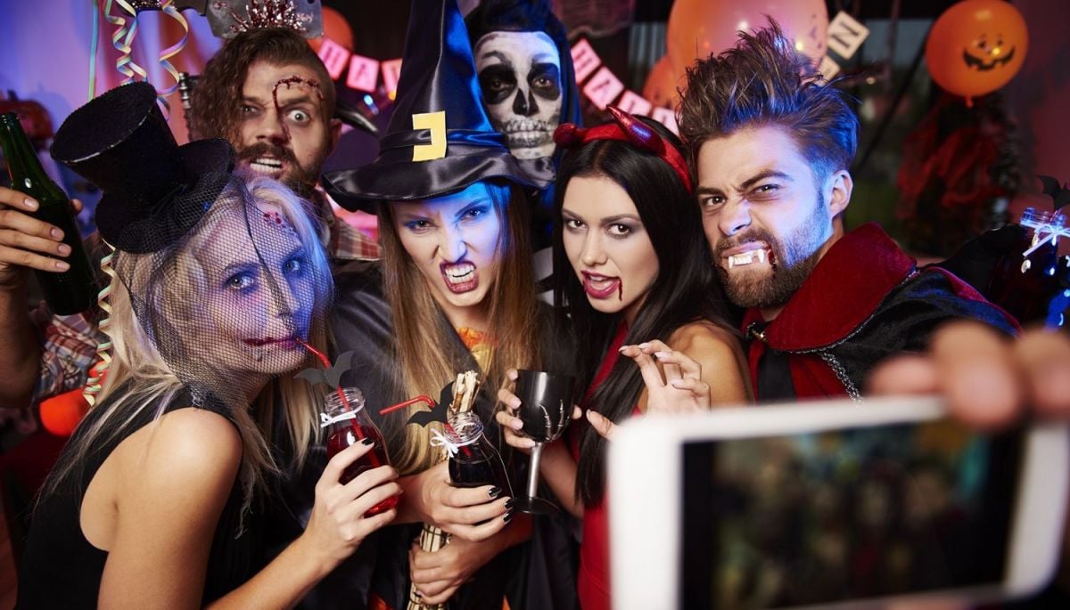 ✨ #Tendencias   
Halloween en Chile: La fiesta que ya es de la casa, liderada por jóvenes y las pantallas
   
Más detalles ⬇