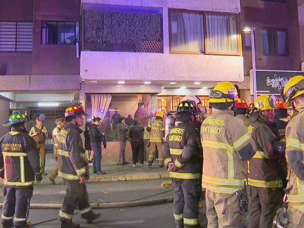 Exterior del edificio donde ocurrió el incendio.