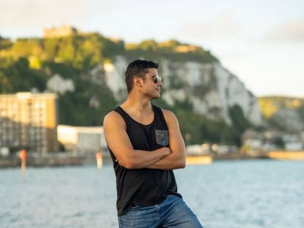 Sebastián González buscará convertirse en el primer chileno en rodear Rapa Nui nadando