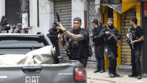 Fuerzas policiales en Río de Janeiro