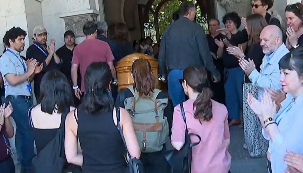 ✨ #Tendencias 
Con aplausos y gritos: El emotivo recibimiento al féretro de Héctor Noguera 
Más detalles ⬇