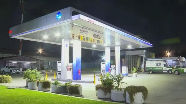 Trabajador de bencinera fue asesinado tras intentar separar pelea