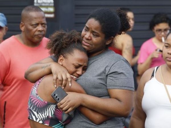 FAVELA RIO DE JANEIRO