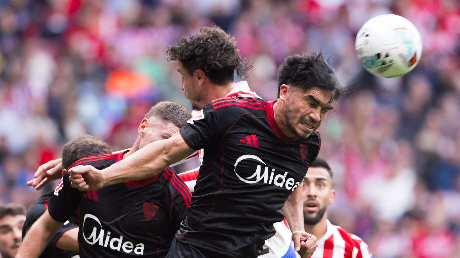 Gabriel Suazo en la caída del Sevilla frente al Atlético Madrid