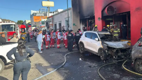 México: al menos 23 muertos por explosión en un supermercado