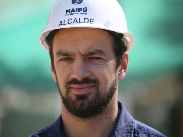 Tomás Vodanovic confirma cierre de campaña de Jara y Kaiser