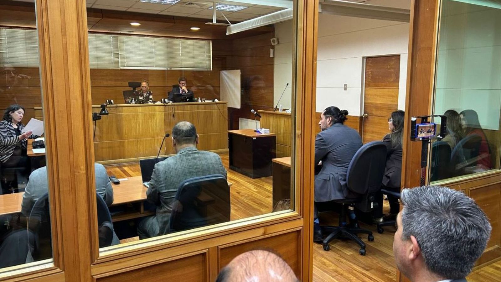 Niña de 12 años fue violada por sus padres y murió tras caer desde hospital en Chillán