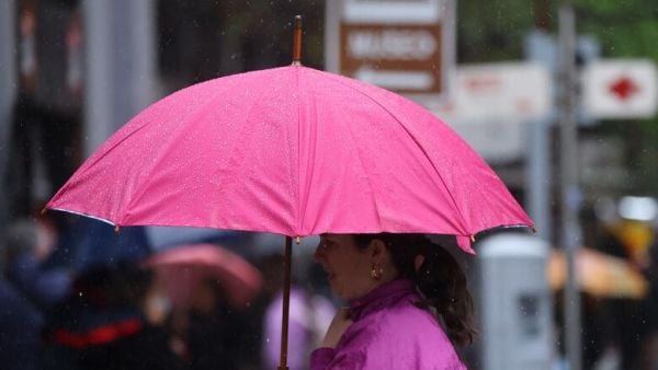 Lluvias llegarán este jueves a Santiago
