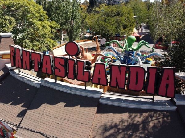 Fantasilandia ofrece puestos de trabajo