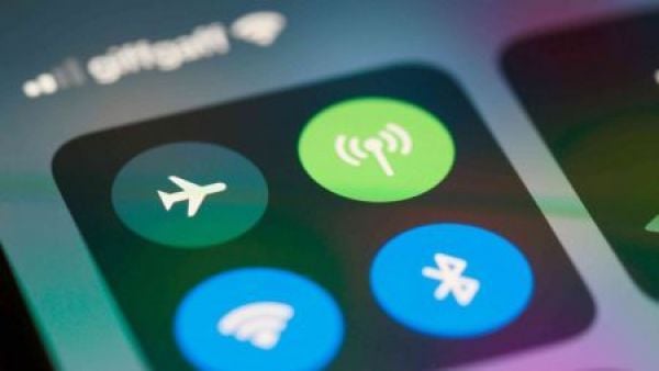 Modo avión en un celular