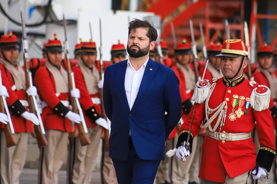 Boric llega a bolivia cambio de mando rodrigo paz