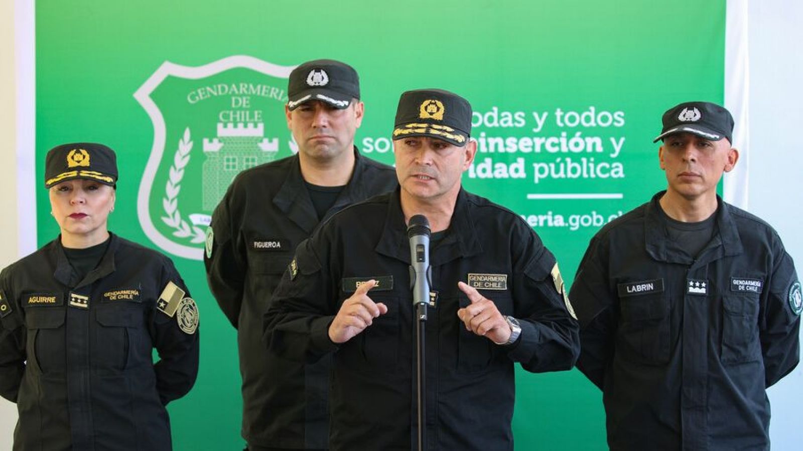 Gendarmería y asado con alcohol en Santiago 1: "Es un hecho evidentemente irregular"