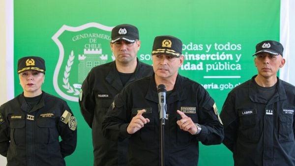 Gendarmería y asado con alcohol en Santiago 1: 