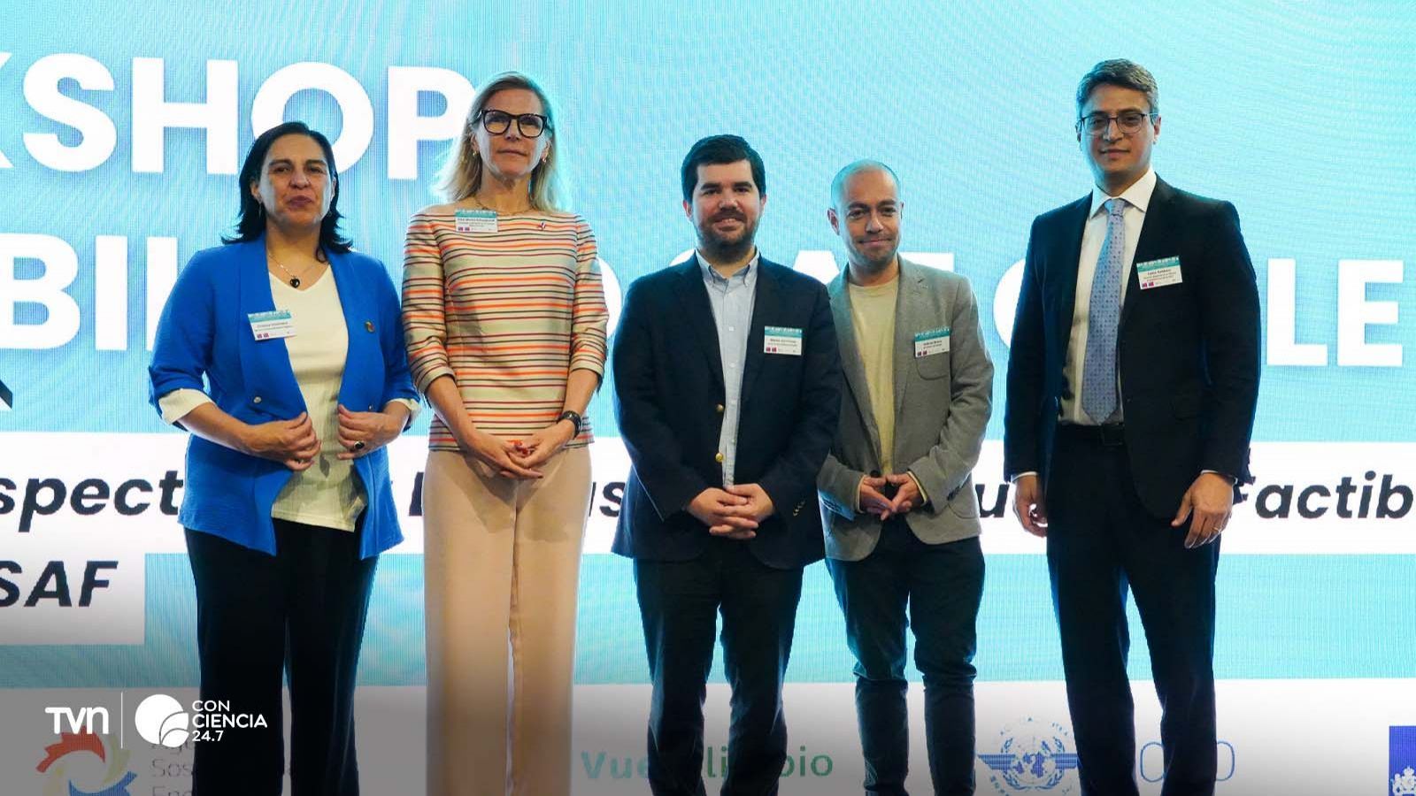 Autoridades del Ministerio de Transportes y la OACI presentan el Estudio de Factibilidad sobre Combustibles Sostenibles de Aviación (SAF) en Chile.