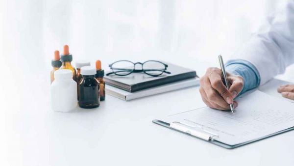 Médico licencias méficas fraudulentas