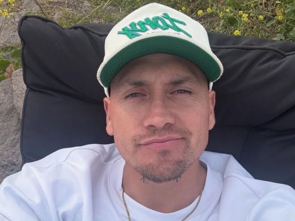 Nicolás Castillo jugando un partido por la Universidad Católica