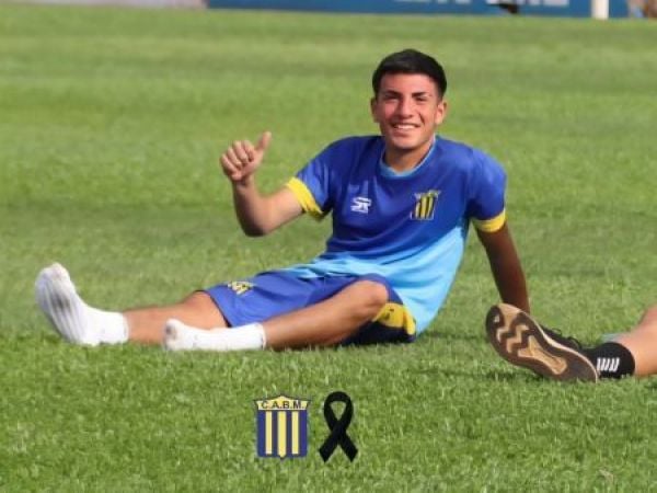 Dilan González, futbolista de 17 años que días atrás firmó por Vélez Sarsfield, informó Radio Mitre.
