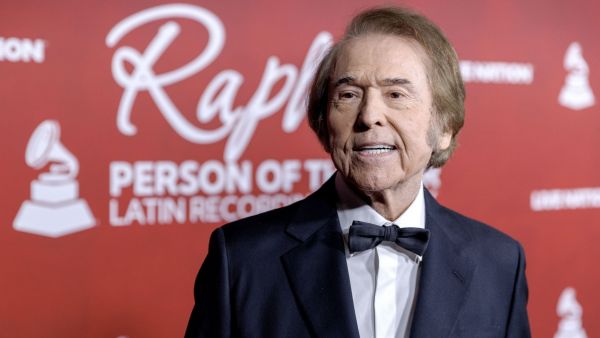 Cantante español Raphael.