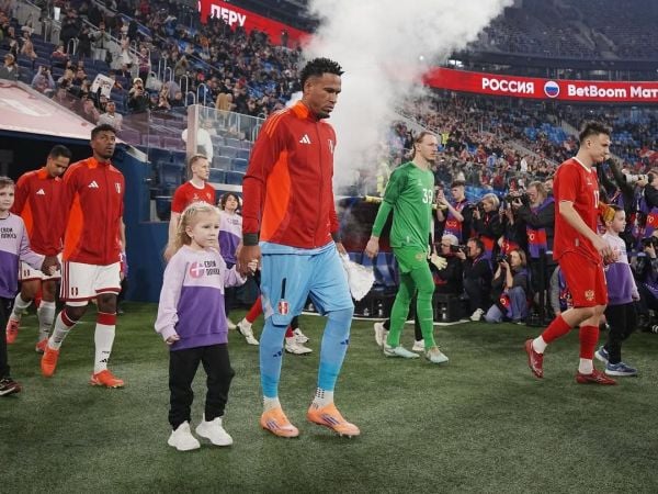 Rusia y Perú tuvieron un recibimiento estilo 