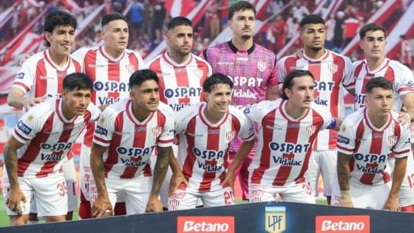 En la vivienda allanada reside Cristian Tarragona, futbolista de Unión de Santa Fe, junto a su familia.