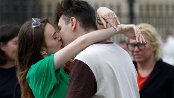 Las enfermedades que pueden transmitir los besos